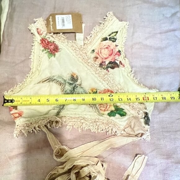 Magnolia Pearl Appliqué Faustine Wrap - Picture 6 of 7